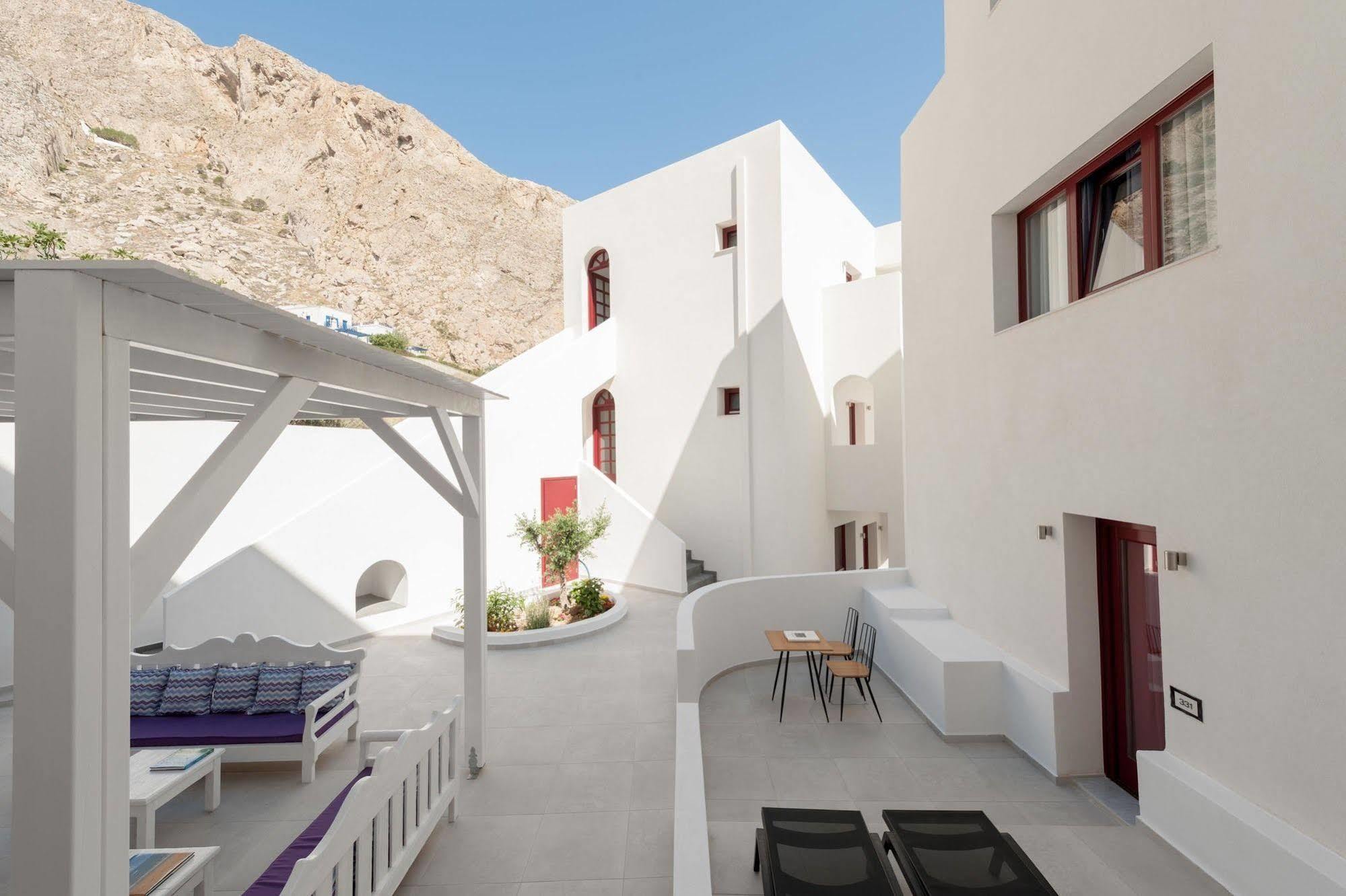 Mar N Mar Crown Hotel-Suites Kamari  Exterior photo